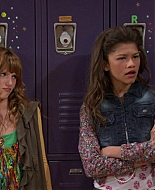 Shake_It_Up_S01E08_1080p_BTD_000502.jpg