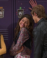 Shake_It_Up_S01E08_1080p_BTD_000529.jpg
