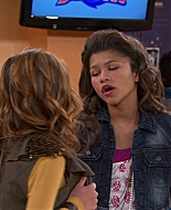 Shake_It_Up_S01E08_1080p_BTD_000561.jpg