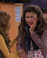 Shake_It_Up_S01E08_1080p_BTD_000617.jpg