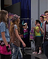 Shake_It_Up_S01E08_1080p_BTD_000997.jpg