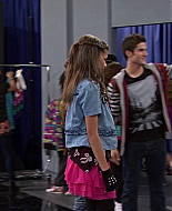 Shake_It_Up_S01E08_1080p_BTD_001000.jpg