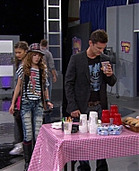 Shake_It_Up_S01E08_1080p_BTD_001183.jpg