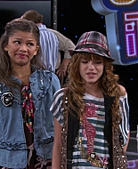 Shake_It_Up_S01E08_1080p_BTD_001204.jpg