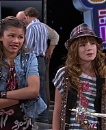 Shake_It_Up_S01E08_1080p_BTD_001212.jpg