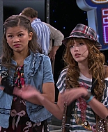 Shake_It_Up_S01E08_1080p_BTD_001223.jpg