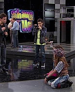 Shake_It_Up_S01E08_1080p_BTD_001277.jpg