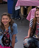 Shake_It_Up_S01E08_1080p_BTD_001311.jpg