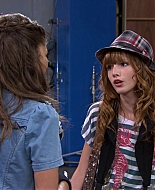 Shake_It_Up_S01E08_1080p_BTD_001383.jpg