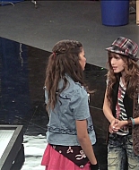 Shake_It_Up_S01E08_1080p_BTD_001449.jpg