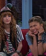 Shake_It_Up_S01E08_1080p_BTD_001571.jpg