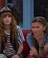 Shake_It_Up_S01E08_1080p_BTD_001573.jpg