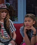 Shake_It_Up_S01E08_1080p_BTD_001580.jpg