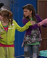 Shake_It_Up_S01E08_1080p_BTD_001742.jpg