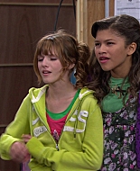 Shake_It_Up_S01E08_1080p_BTD_001787.jpg
