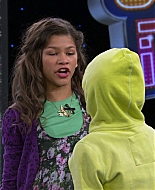 Shake_It_Up_S01E08_1080p_BTD_002188.jpg