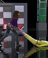 Shake_It_Up_S01E08_1080p_BTD_002205.jpg