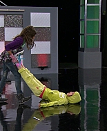 Shake_It_Up_S01E08_1080p_BTD_002207.jpg