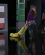 Shake_It_Up_S01E08_1080p_BTD_002236.jpg