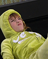 Shake_It_Up_S01E08_1080p_BTD_002283.jpg