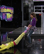 Shake_It_Up_S01E08_1080p_BTD_002340.jpg