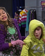 Shake_It_Up_S01E08_1080p_BTD_002410.jpg