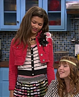 Shake_It_Up_S01E08_1080p_BTD_002530.jpg
