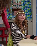 Shake_It_Up_S01E08_1080p_BTD_002537.jpg