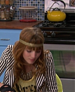 Shake_It_Up_S01E08_1080p_BTD_002559.jpg