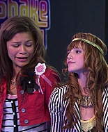 Shake_It_Up_S01E08_1080p_BTD_002913.jpg