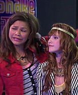 Shake_It_Up_S01E08_1080p_BTD_002914.jpg
