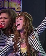 Shake_It_Up_S01E08_1080p_BTD_002920.jpg