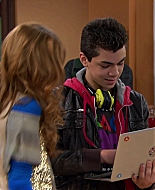 Shake_It_Up_S01E09_1080p_BTD_000460.jpg