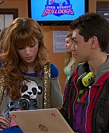 Shake_It_Up_S01E09_1080p_BTD_000480.jpg