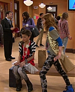 Shake_It_Up_S01E09_1080p_BTD_000593.jpg