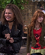 Shake_It_Up_S01E09_1080p_BTD_001839.jpg