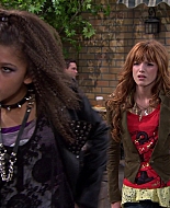 Shake_It_Up_S01E09_1080p_BTD_001843.jpg