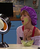 Shake_It_Up_S01E09_1080p_BTD_001865.jpg
