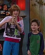 Shake_It_Up_S01E09_1080p_BTD_002053.jpg