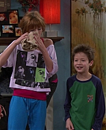 Shake_It_Up_S01E09_1080p_BTD_002055.jpg