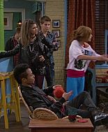Shake_It_Up_S01E09_1080p_BTD_002137.jpg