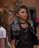 Shake_It_Up_S01E09_1080p_BTD_002256.jpg