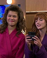 Shake_It_Up_S01E10_1080p_BTD_000167.jpg