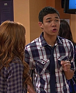 Shake_It_Up_S01E10_1080p_BTD_000629.jpg