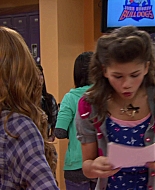 Shake_It_Up_S01E10_1080p_BTD_001252.jpg