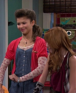 Shake_It_Up_S01E10_1080p_BTD_002076.jpg