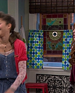 Shake_It_Up_S01E10_1080p_BTD_002086.jpg