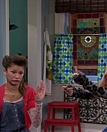 Shake_It_Up_S01E10_1080p_BTD_002092.jpg
