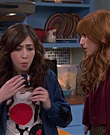 Shake_It_Up_S01E10_1080p_BTD_002187.jpg