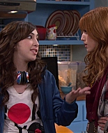 Shake_It_Up_S01E10_1080p_BTD_002192.jpg
